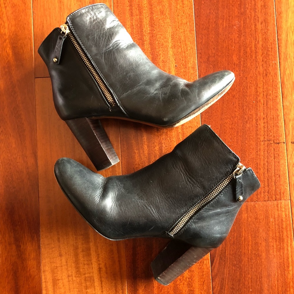 Zara Basic | Black Leather Ankle Boots